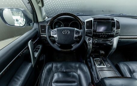 Toyota Land Cruiser 200, 2015 год, 4 095 000 рублей, 11 фотография