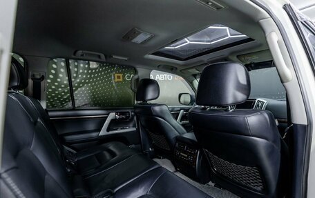 Toyota Land Cruiser 200, 2015 год, 4 095 000 рублей, 32 фотография