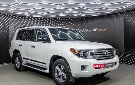 Toyota Land Cruiser 200, 2015 год, 4 095 000 рублей, 34 фотография