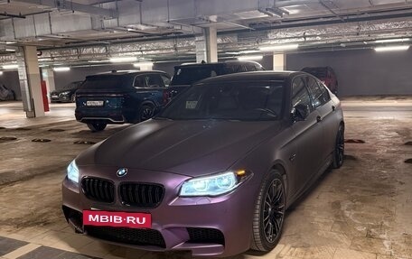 BMW 5 серия, 2016 год, 2 490 000 рублей, 2 фотография