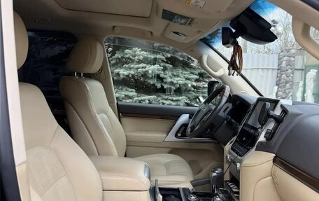 Toyota Land Cruiser 200, 2016 год, 7 500 000 рублей, 2 фотография