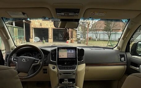 Toyota Land Cruiser 200, 2016 год, 7 500 000 рублей, 6 фотография