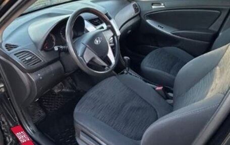 Hyundai Solaris II рестайлинг, 2014 год, 625 000 рублей, 5 фотография