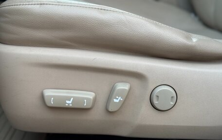 Toyota Camry, 2012 год, 1 370 000 рублей, 26 фотография