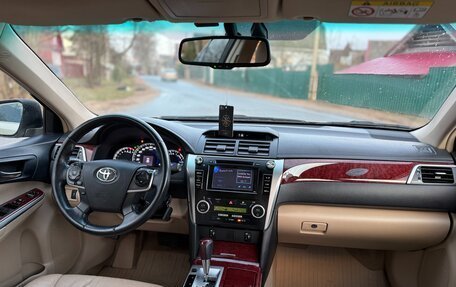 Toyota Camry, 2012 год, 1 370 000 рублей, 34 фотография