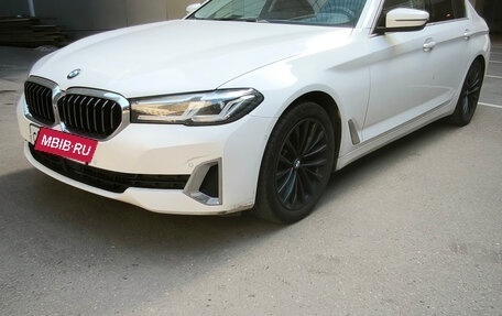 BMW 5 серия, 2021 год, 4 800 000 рублей, 2 фотография