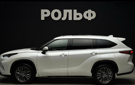 Toyota Highlander, 2025 год, 5 900 000 рублей, 4 фотография