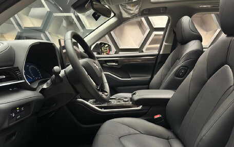 Toyota Highlander, 2025 год, 5 900 000 рублей, 12 фотография