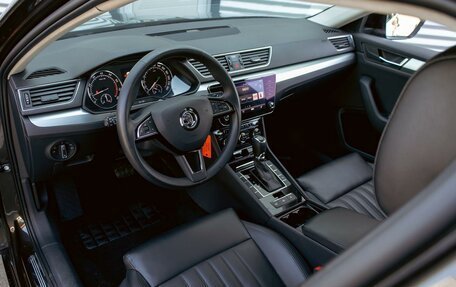 Skoda Superb III рестайлинг, 2018 год, 1 545 000 рублей, 13 фотография