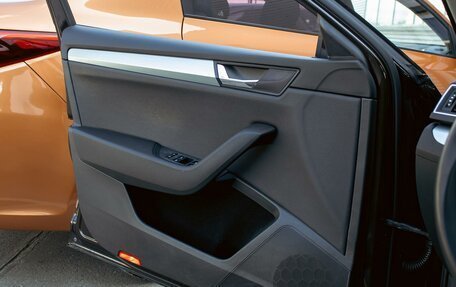 Skoda Superb III рестайлинг, 2018 год, 1 545 000 рублей, 12 фотография