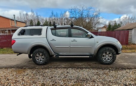 Mitsubishi L200 IV рестайлинг, 2014 год, 2 200 000 рублей, 3 фотография