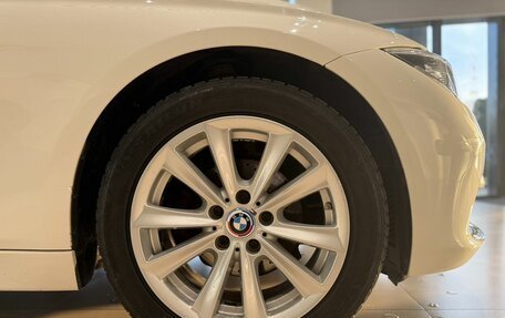 BMW 3 серия, 2016 год, 1 470 000 рублей, 14 фотография