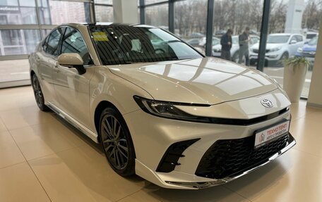 Toyota Camry, 2025 год, 4 450 000 рублей, 2 фотография