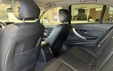 BMW 3 серия, 2016 год, 1 470 000 рублей, 13 фотография