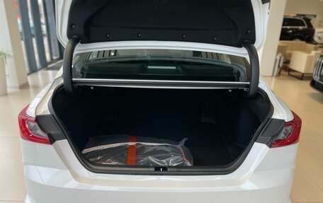 Toyota Camry, 2025 год, 4 450 000 рублей, 16 фотография