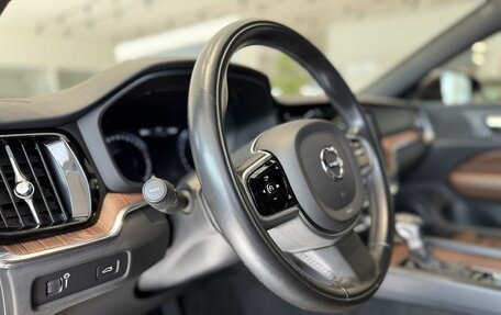 Volvo V60 Cross Country II, 2021 год, 3 640 000 рублей, 11 фотография