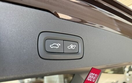 Volvo V60 Cross Country II, 2021 год, 3 640 000 рублей, 18 фотография