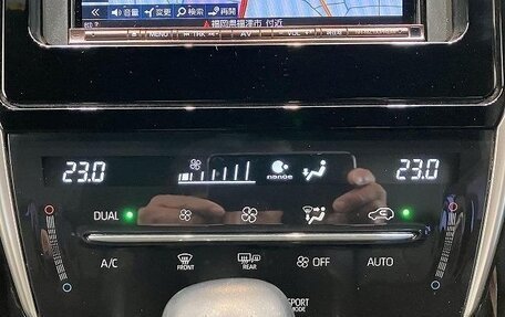 Toyota Harrier, 2018 год, 2 550 000 рублей, 18 фотография