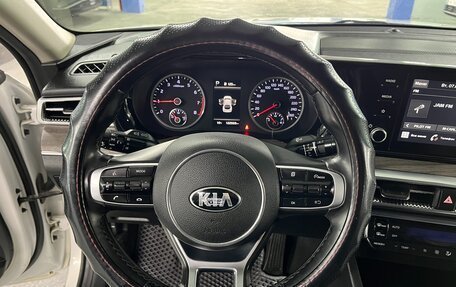 KIA K5, 2021 год, 2 250 000 рублей, 13 фотография