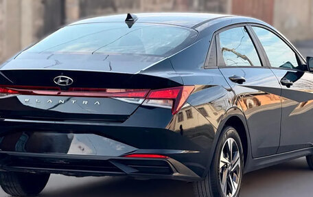 Hyundai Elantra, 2022 год, 1 350 000 рублей, 3 фотография