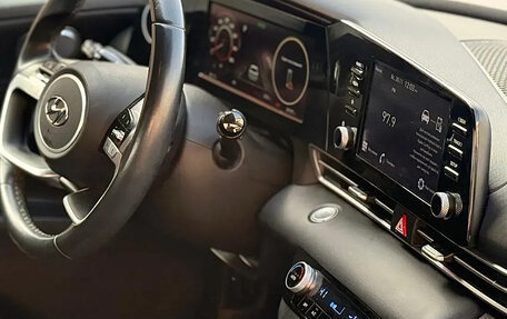 Hyundai Elantra, 2022 год, 1 350 000 рублей, 10 фотография