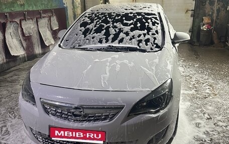 Opel Astra J, 2010 год, 700 000 рублей, 5 фотография
