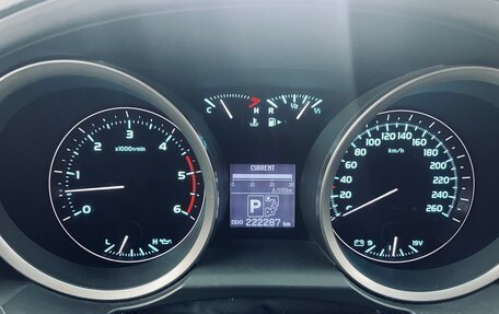 Toyota Land Cruiser 200, 2008 год, 2 650 000 рублей, 18 фотография