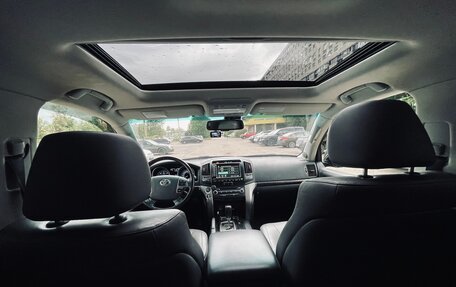 Toyota Land Cruiser 200, 2008 год, 2 650 000 рублей, 19 фотография