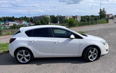 Opel Astra J, 2012 год, 650 000 рублей, 3 фотография