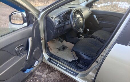 Renault Logan II, 2014 год, 590 000 рублей, 3 фотография