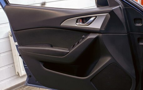 Mazda 3, 2017 год, 1 495 000 рублей, 12 фотография