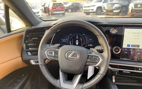 Lexus RX IV рестайлинг, 2025 год, 12 490 000 рублей, 10 фотография