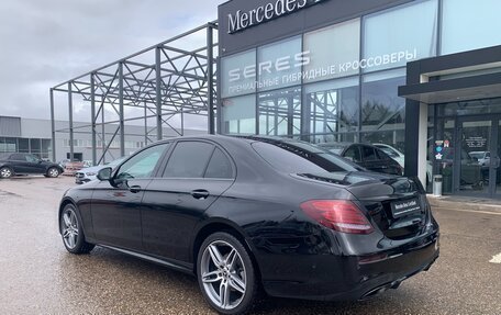 Mercedes-Benz E-Класс, 2019 год, 3 580 000 рублей, 3 фотография