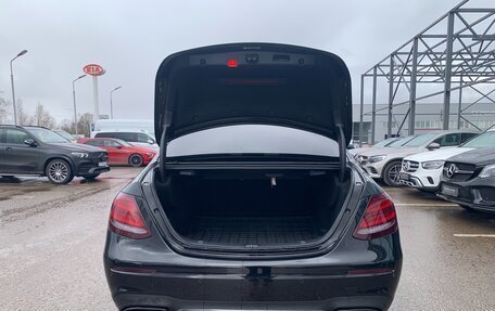 Mercedes-Benz E-Класс, 2019 год, 3 580 000 рублей, 16 фотография