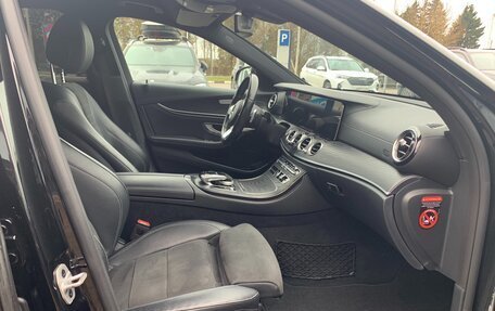 Mercedes-Benz E-Класс, 2019 год, 3 580 000 рублей, 15 фотография