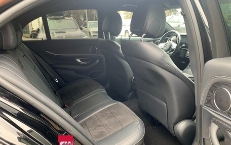 Mercedes-Benz E-Класс, 2019 год, 3 580 000 рублей, 14 фотография