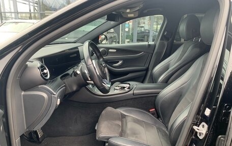 Mercedes-Benz E-Класс, 2019 год, 3 580 000 рублей, 9 фотография