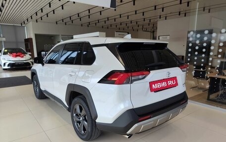 Toyota RAV4, 2022 год, 3 150 000 рублей, 4 фотография