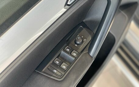 Volkswagen Tiguan II, 2021 год, 2 460 000 рублей, 6 фотография