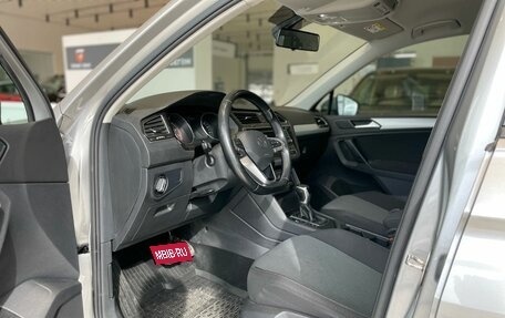 Volkswagen Tiguan II, 2021 год, 2 460 000 рублей, 5 фотография