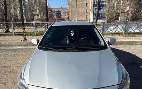Hyundai Solaris II рестайлинг, 2014 год, 800 000 рублей, 1 фотография