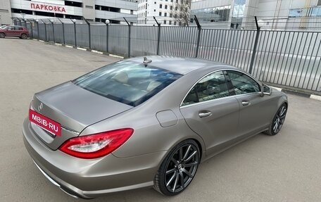 Mercedes-Benz CLS, 2013 год, 2 700 000 рублей, 4 фотография