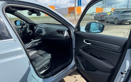 Geely Tugella FY11, 2022 год, 3 100 000 рублей, 9 фотография