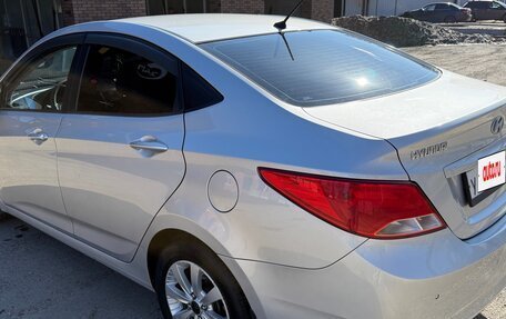 Hyundai Solaris II рестайлинг, 2014 год, 800 000 рублей, 5 фотография