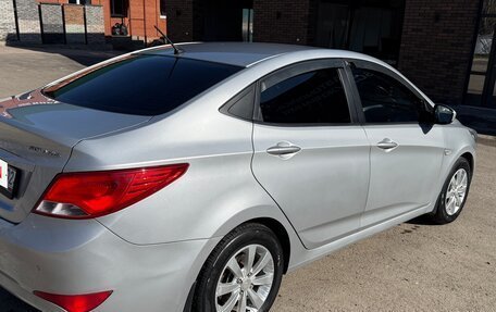 Hyundai Solaris II рестайлинг, 2014 год, 800 000 рублей, 6 фотография