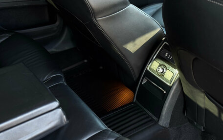 Skoda Superb III рестайлинг, 2011 год, 889 000 рублей, 22 фотография