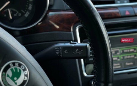 Skoda Superb III рестайлинг, 2011 год, 889 000 рублей, 28 фотография