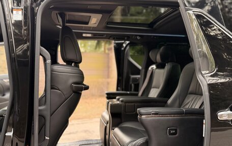 Toyota Alphard III, 2021 год, 4 900 000 рублей, 17 фотография