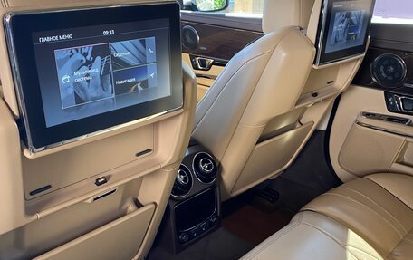 Jaguar XJ IV (X351), 2016 год, 2 400 000 рублей, 15 фотография