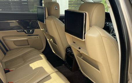 Jaguar XJ IV (X351), 2016 год, 2 400 000 рублей, 18 фотография